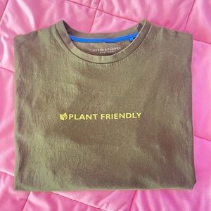 Plant Friendly Adult Size M Graphic T-Shirt